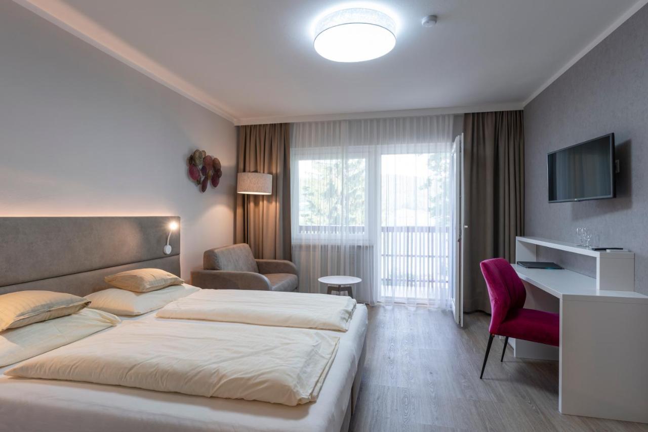 Seehotel Vinzenz Velden am Worthersee Bagian luar foto